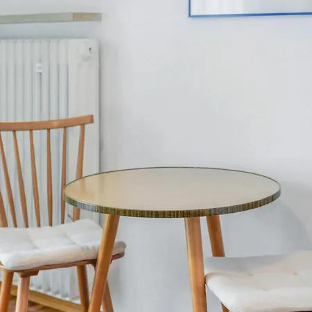 Wennesz 1 Apartment *