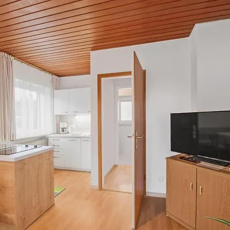 Wennesz 1 Apartment Chieming