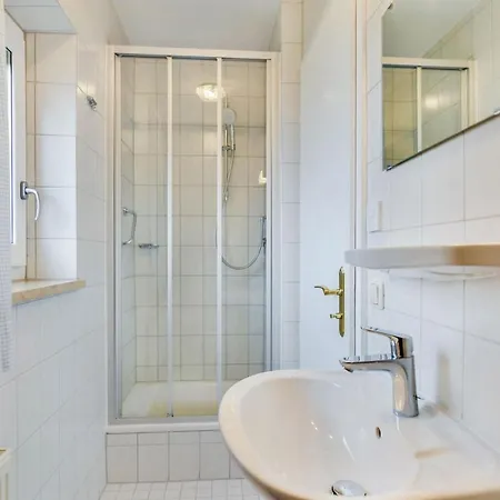 Wennesz 1 Apartment Chieming